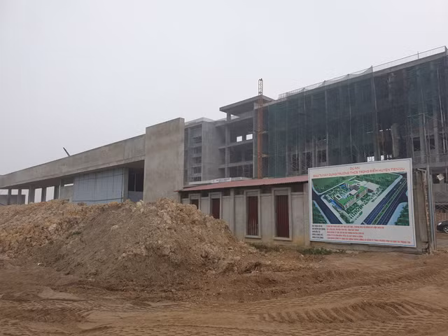 Cận cảnh dự án trăm tỷ chưa chuyển đổi mục đích đất đã làm xong ở Bắc Ninh - Hình 2 Can canh du an tram ty chua chuyen doi muc dich dat da lam xong o Bac Ninh-Hinh-2