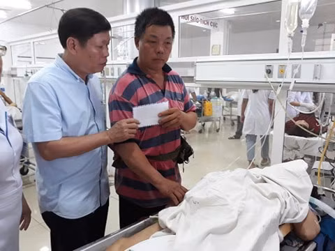 Tai nạn thảm khốc tại Đắk Nông 5 người chết: Nạn nhân thoát chết kể lại giây phút kinh hoàng - Hình 8 Tai nan tham khoc tai Dak Nong 5 nguoi chet: Nan nhan thoat chet ke lai giay phut kinh hoang-Hinh-8