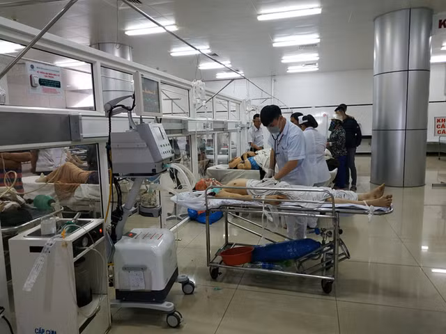 Tai nạn thảm khốc tại Đắk Nông 5 người chết: Nạn nhân thoát chết kể lại giây phút kinh hoàng - Hình 3 Tai nan tham khoc tai Dak Nong 5 nguoi chet: Nan nhan thoat chet ke lai giay phut kinh hoang-Hinh-3
