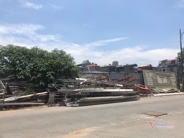 Tái xuất sau 10 năm đắp chiếu, đại dự án Louis City Hoàng Mai lại gặp biến - Hình 6 Tai xuat sau 10 nam dap chieu, dai du an Louis City Hoang Mai lai gap bien-Hinh-6