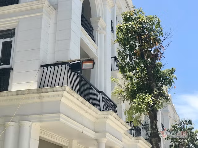 Tái xuất sau 10 năm đắp chiếu, đại dự án Louis City Hoàng Mai lại gặp biến - Hình 9 Tai xuat sau 10 nam dap chieu, dai du an Louis City Hoang Mai lai gap bien-Hinh-9