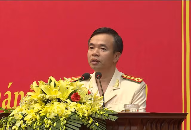 Chan dung 12 tan giam doc cong an vua duoc bo nhiem cuoi tuan qua-Hinh-5