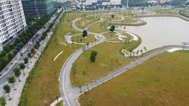Cận cảnh tiến độ công trình công viên lớn nhất quận Nam Từ Liêm - Hình 3 Can canh tien do cong trinh cong vien lon nhat quan Nam Tu Liem-Hinh-3