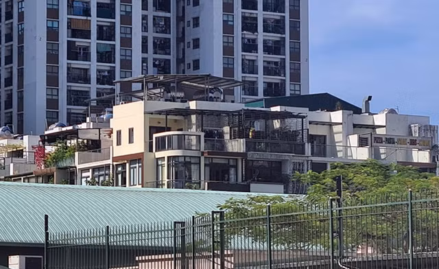 Cận cảnh 'chuồng cọp' quây kín khu biệt thự liền kề HD Mon City triệu đô - Hình 11 Can canh 'chuong cop' quay kin khu biet thu lien ke HD Mon City trieu do-Hinh-11