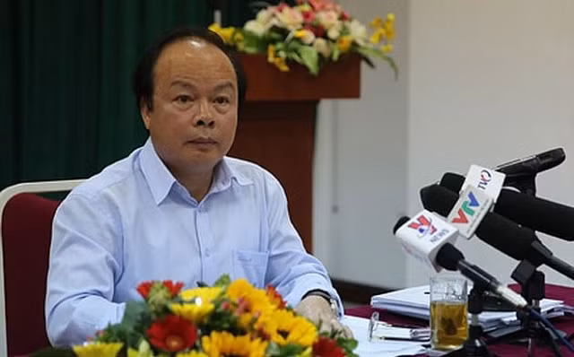 Điểm mặt những quan chức cấp cao bị kỷ luật, đi tù trong năm 2019 - Hình 12 Diem mat nhung quan chuc cap cao bi ky luat, di tu trong nam 2019-Hinh-12