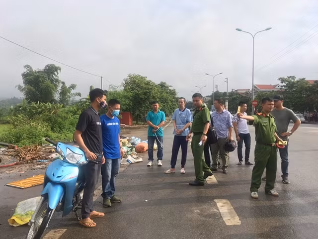 Bùi Văn Công diễn lại cảnh đồi bại với nữ sinh giao gà - Hình 10 Bui Van Cong dien lai canh doi bai voi nu sinh giao ga-Hinh-10