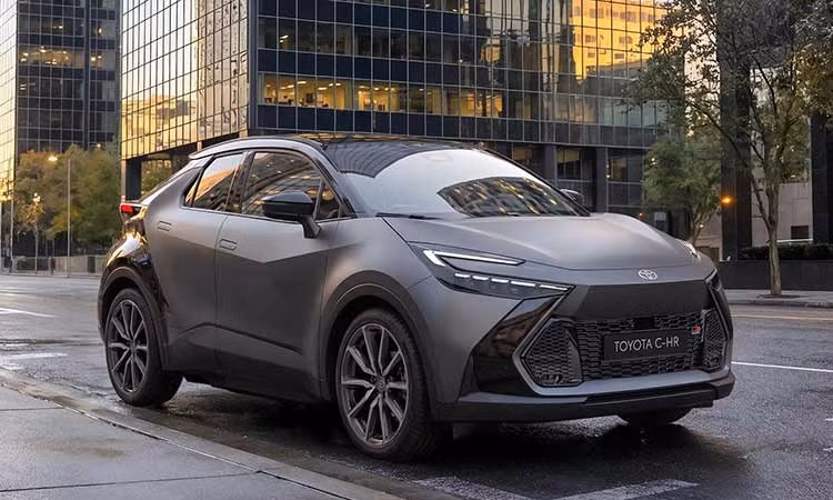 Toyota C-HR GR Sport 2027 chính thức trình làng - thể thao và mạnh mẽ hơn
