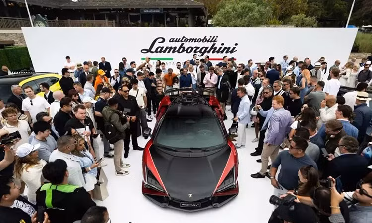 Mục sở thị Lamborghini Revuelto SV hơn 60 tỷ đồng mở bán tại Việt Nam