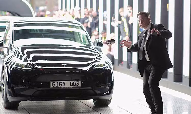Tesla thành lập công ty tại Việt Nam, vốn điều lệ hơn 77,6 tỷ đồng