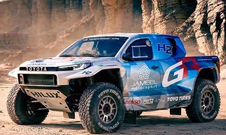 Toyota sẽ đem bán tải Hilux hydro đua tại giải địa hình Dakar Rally 