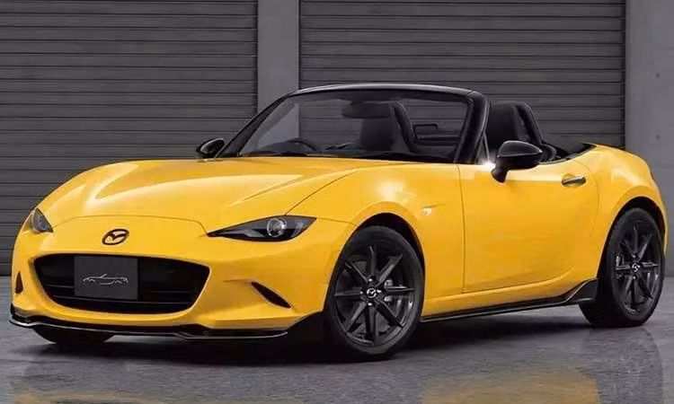 Mazda MX-5 thiếu màu vàng, đại lý tự làm 6 chiếc bán giá cao