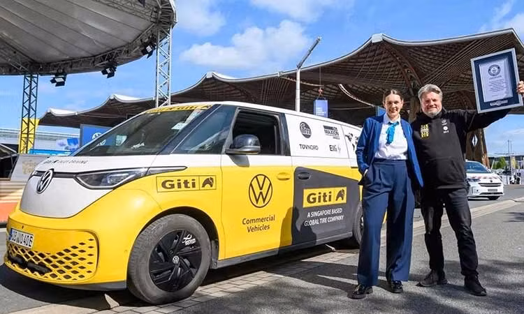 Volkswagen ID. Buzz điện lập kỷ lục Guinness sau hành trình gần 100.000 km
