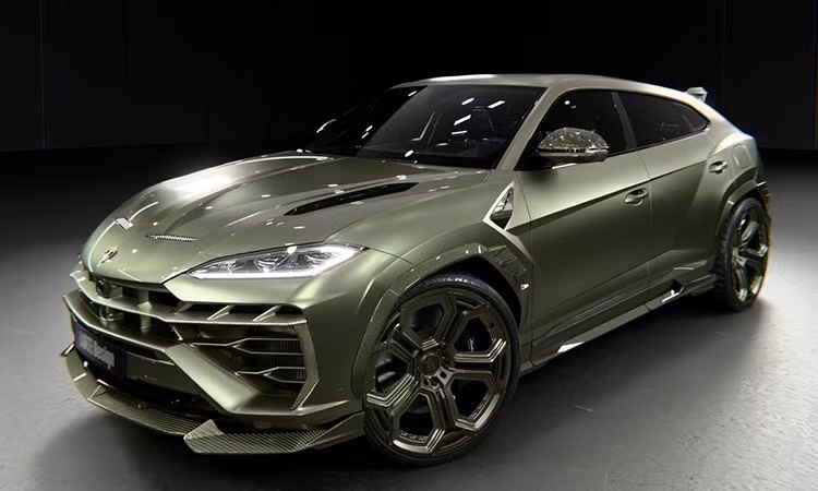 Siêu SUV Lamborghini Urus SE độ carbon "hợp pháp" của Larte Design