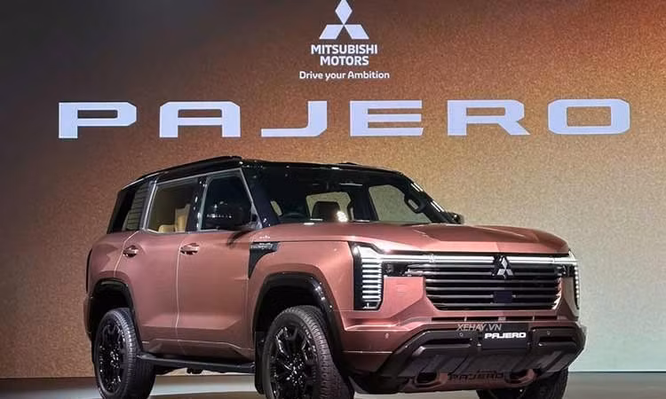 Mitsubishi Pajero 2027 chưa về đại lý đã có hơn 3.000 khách ngóng chờ