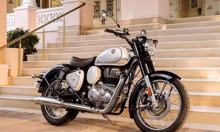 Mục sở thị Royal Enfield Classic 350 Signature mới giá 60,5 triệu đồng