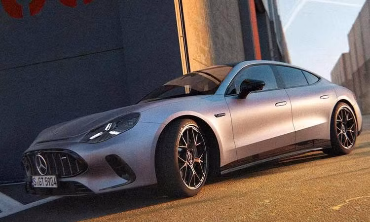 Mercedes-AMG GT 53 4-Door Coupé EV ra mắt - rẻ hơn, chạy dài hơn