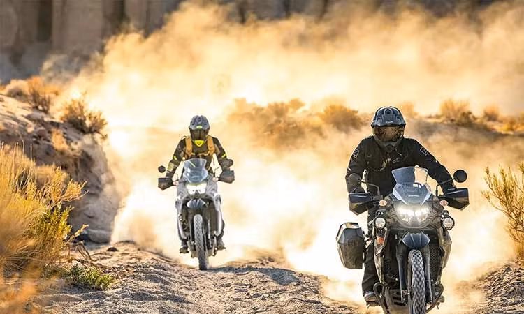 Kawasaki KLR650 DF 2027 ra mắt, "xế nổ địa hình, quăng đâu cũng được"