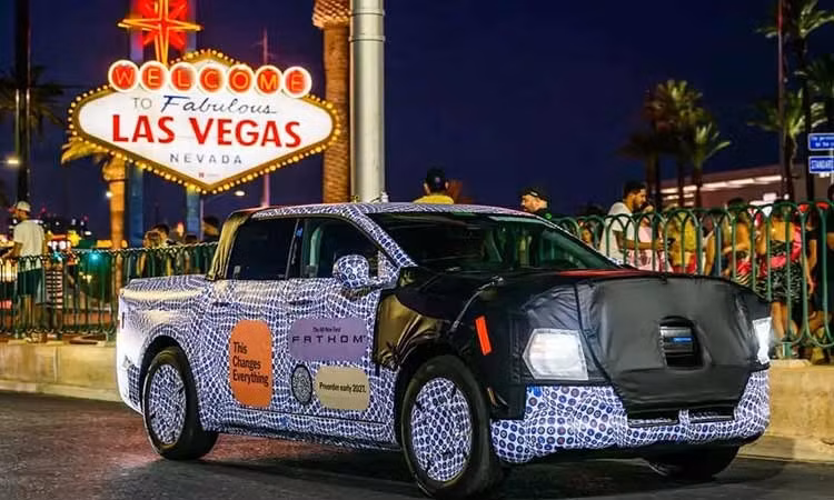 Xe bán tại điện dưới 30.000 USD của Ford chưa mở bán đã "cháy hàng"