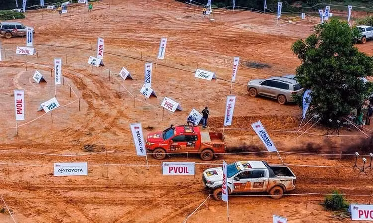 Gần 90 đội đua ôtô tham dự "đại chiến bùn lầy" tại PVOIL VOC 2026