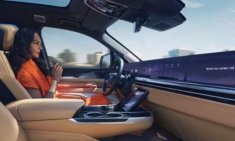 GM sắp có công nghệ chạy ôtô cao tốc không cần giữ vô lăng