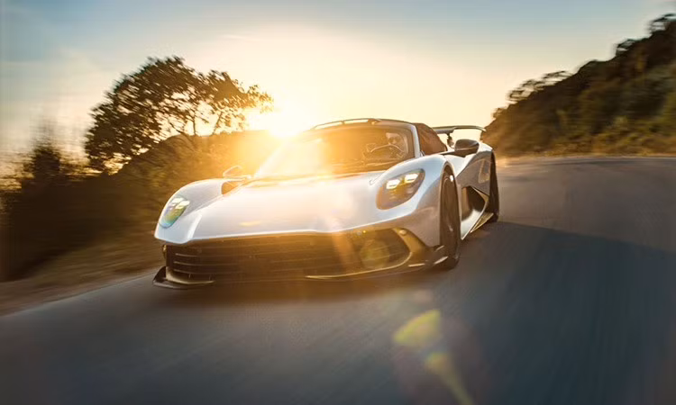 Valhalla Spider ra mắt - siêu xe mui trần mạnh nhất nhà Aston Martin 