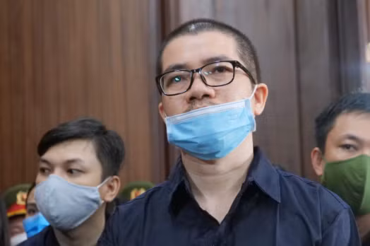 Nguyen Thai Luyen ra toa vi toi lua dao van co nhung phat ngon gay soc