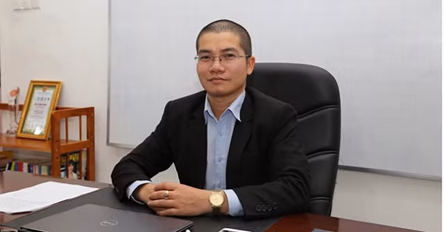 Nguyễn Thái Luyện ra tòa vì tội lừa đảo vẫn có những phát ngôn gây sốc - Hình 7 Nguyen Thai Luyen ra toa vi toi lua dao van co nhung phat ngon gay soc-Hinh-7