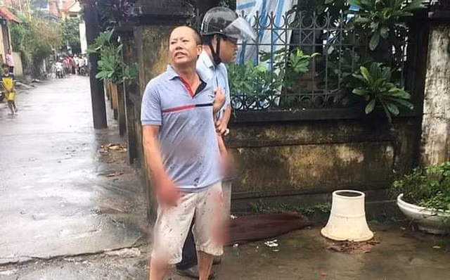 Tin moi nhat vu tham sat ca nha em trai o Dan Phuong vi 0,5m dat