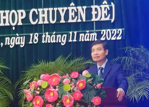 Tan Chu tich tinh Phu Yen Ta Anh Tuan dat 100% so phieu bau-Hinh-4