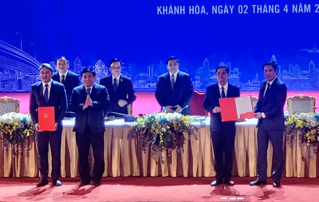 Hang chuc nghin ty dong dau tu vao Khanh Hoa