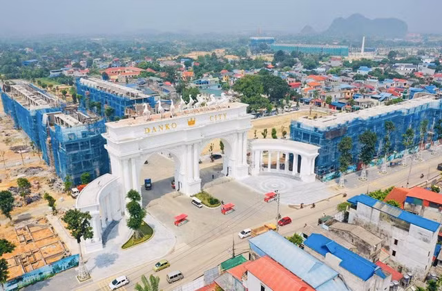 Loạt dự án ở Thái Nguyên vừa được phép huy động vốn nhưng bán 'bát nháo' từ lâu Loat du an o Thai Nguyen vua duoc phep huy dong von nhung ban 'bat nhao' tu lau
