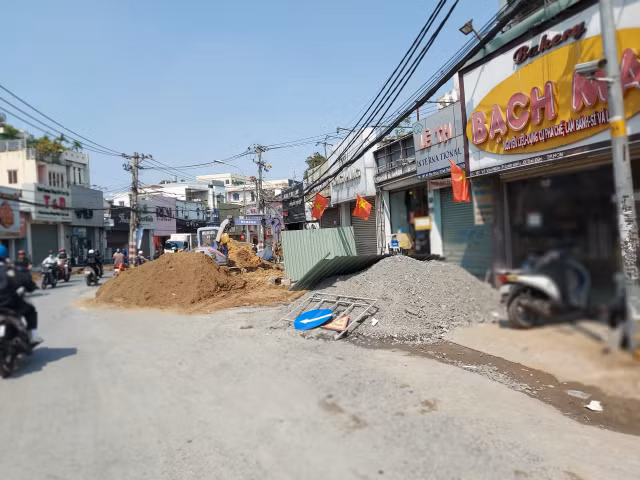 Cong trinh xay dung he thong thoat nuoc duong Vo Van Ngan hien ra sao?-Hinh-7