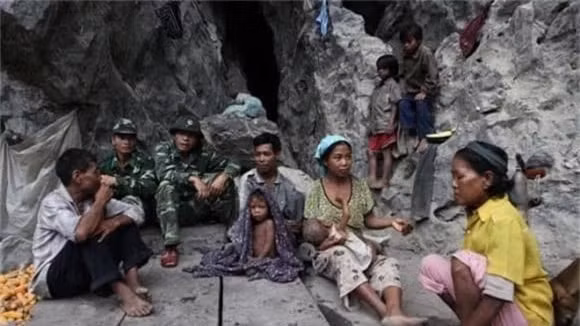 Tộc người Rục dùng 'phép thuật' để tránh thai, thần chú chữa bệnh Toc nguoi Ruc dung 'phep thuat' de tranh thai, than chu chua benh
