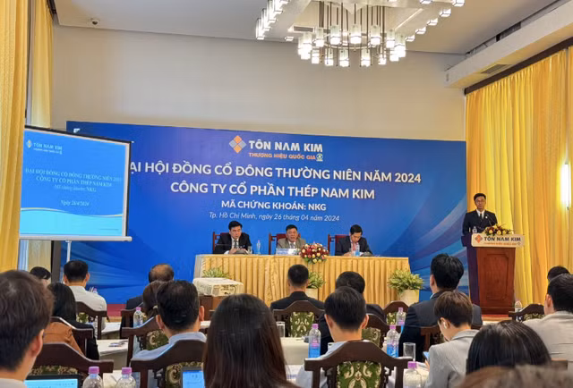 Thep Nam Kim voi ke hoach lai 420 ty dong va phat hanh 187 trieu co phieu