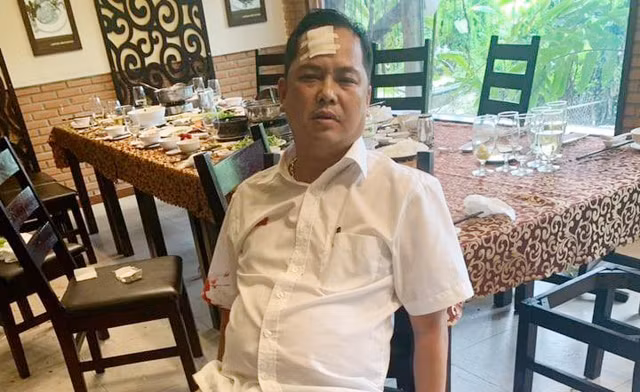 Nguoi bi danh khau 13 mui trong vu giang ho vay xe cong an di giam dinh thuong tat