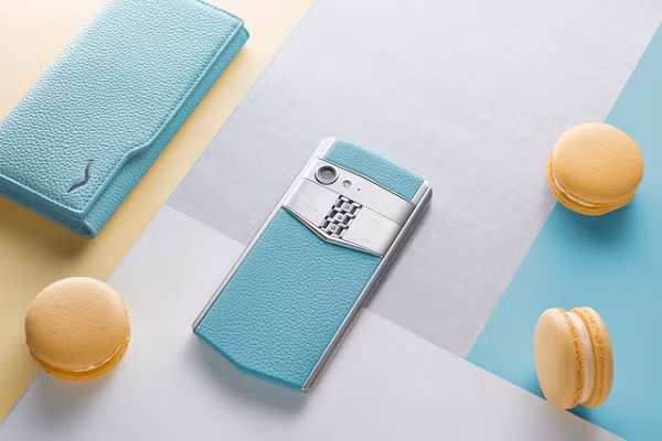 Cận cảnh chiếc điện thoại đắt đỏ của CEO Hồ Nhân - Hình 12 Can canh chiec dien thoai dat do cua CEO Ho Nhan-Hinh-12