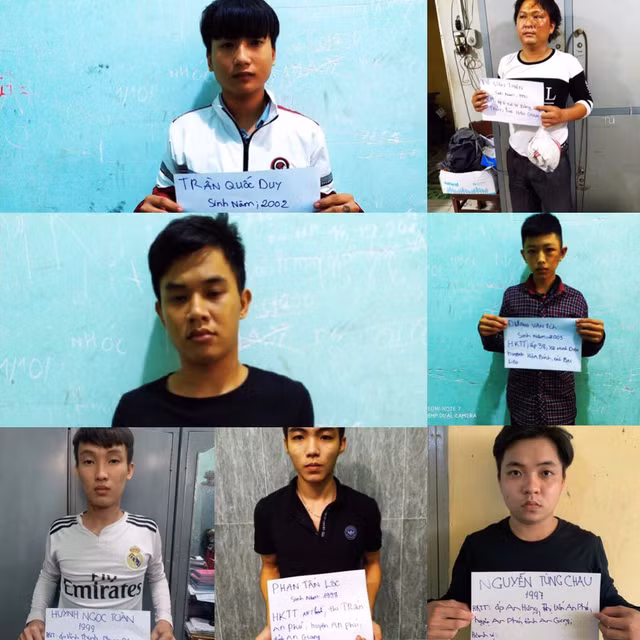 ​ Hon chien kinh hoang o Sai Gon vi doan tin nhan tren dien thoai