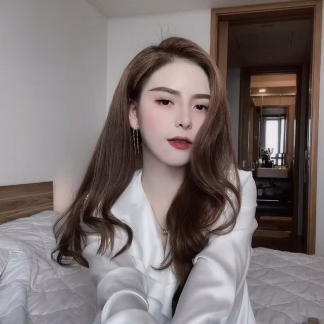 Hot girl 'hái ra tiền' chia sẻ 'áp lực' khi làm người nổi tiếng - Hình 3 Hot girl 'hai ra tien' chia se 'ap luc' khi lam nguoi noi tieng-Hinh-3