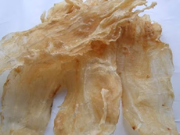 Phơi bong bóng cá, sau 38 năm giá trị đắt hơn vàng - Hình 6 Phoi bong bong ca, sau 38 nam gia tri dat hon vang-Hinh-6