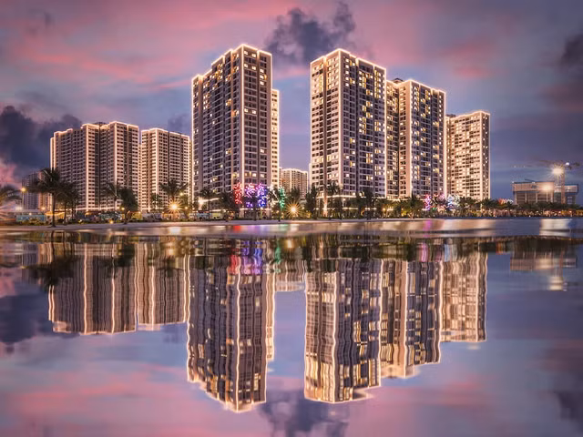 Vinhomes đề xuất phát hành tối đa 924 triệu USD trái phiếu trong nước và quốc tế Vinhomes de xuat phat hanh toi da 924 trieu USD trai phieu trong nuoc va quoc te