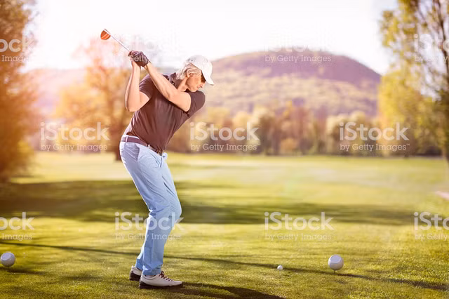 Khi đã lớn tuổi, bạn điều chỉnh cách chơi golf thế nào? - Hình 2 Khi da lon tuoi, ban dieu chinh cach choi golf the nao?-Hinh-2