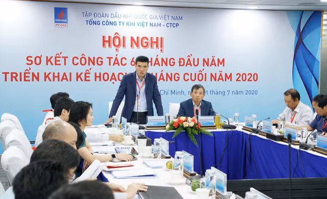 PV GAS vượt kế hoạch 6 tháng đầu năm, ‘gánh vác’ ½ tổng doanh thu của PVN PV GAS vuot ke hoach 6 thang dau nam, ‘ganh vac’ ½ tong doanh thu cua PVN