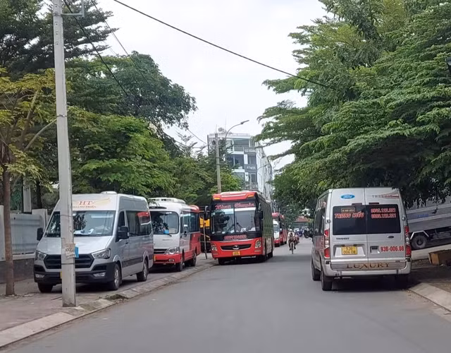 Quan 10, TP HCM: Sau phan anh cua bao chi, duong D8 khong con nhech nhac