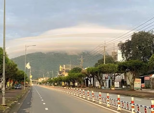 May dia bay tiep tuc xuat hien o nui Chua Chan - Dong Nai-Hinh-5