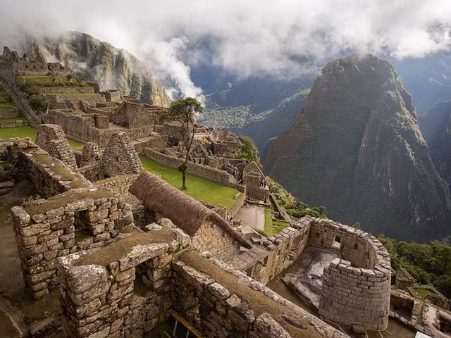 Tận mục kỳ quan Machu Picchu bị gọi sai tên trong 100 năm qua - Hình 2 Tan muc ky quan Machu Picchu bi goi sai ten trong 100 nam qua-Hinh-2