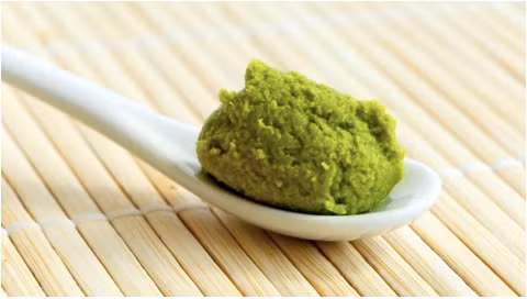 Vì sao củ wasabi tươi ăn kèm sushi Nhật luôn thuộc dạng đắt đỏ bậc nhất thế giới? - Hình 6 Vi sao cu wasabi tuoi an kem sushi Nhat luon thuoc dang dat do bac nhat the gioi?-Hinh-6