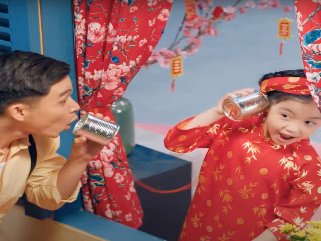 Jun Pham va chi Cano ru nhau mua ve ve “Bao tang tuoi ther” tao song cong dong mang-Hinh-3