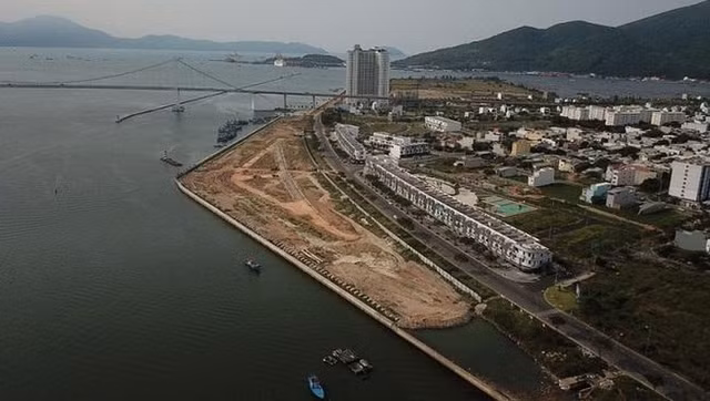 Chi tiết dự án Marina Complex của Quốc Cường Gia Lai bị tạm dừng Chi tiet du an Marina Complex cua Quoc Cuong Gia Lai bi tam dung