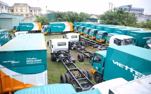 Viettel Post lam an ra sao khi sap chuyen niem yet sang san HOSE?