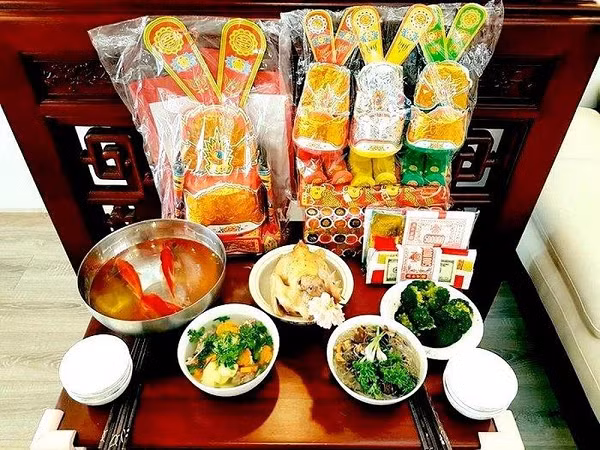 Vì sao phải thả cá chép khi cúng ông Công ông Táo? - Hình 5 Vi sao phai tha ca chep khi cung ong Cong ong Tao?-Hinh-5